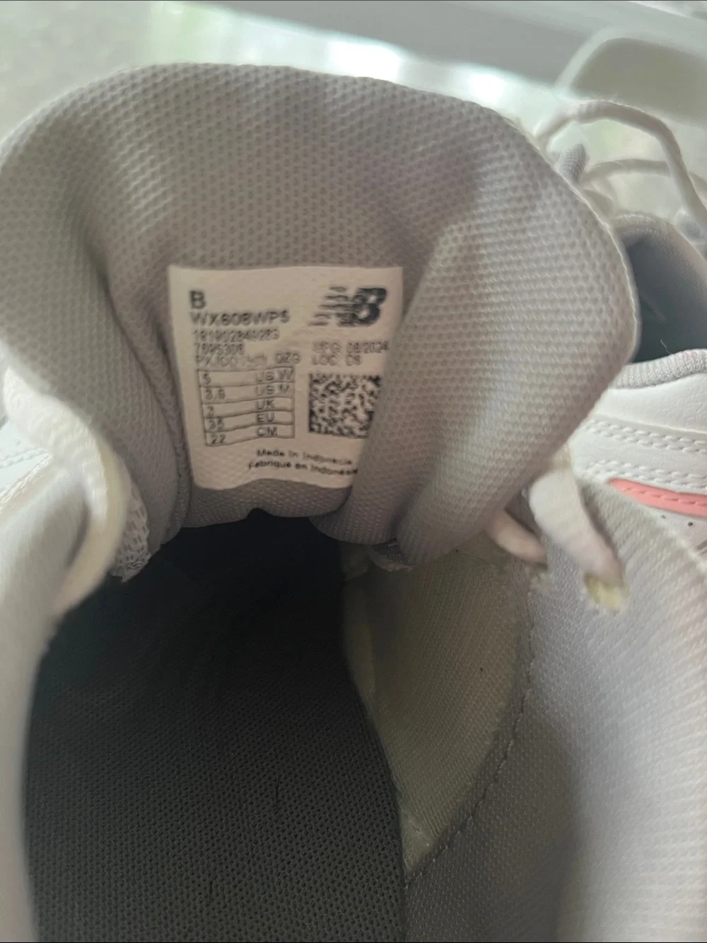 New Balance White and Pink Women's Athletic Sneakers